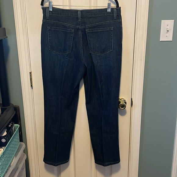 Gloria Vanderbilt petite jeans J1 - Picture 2 of 5